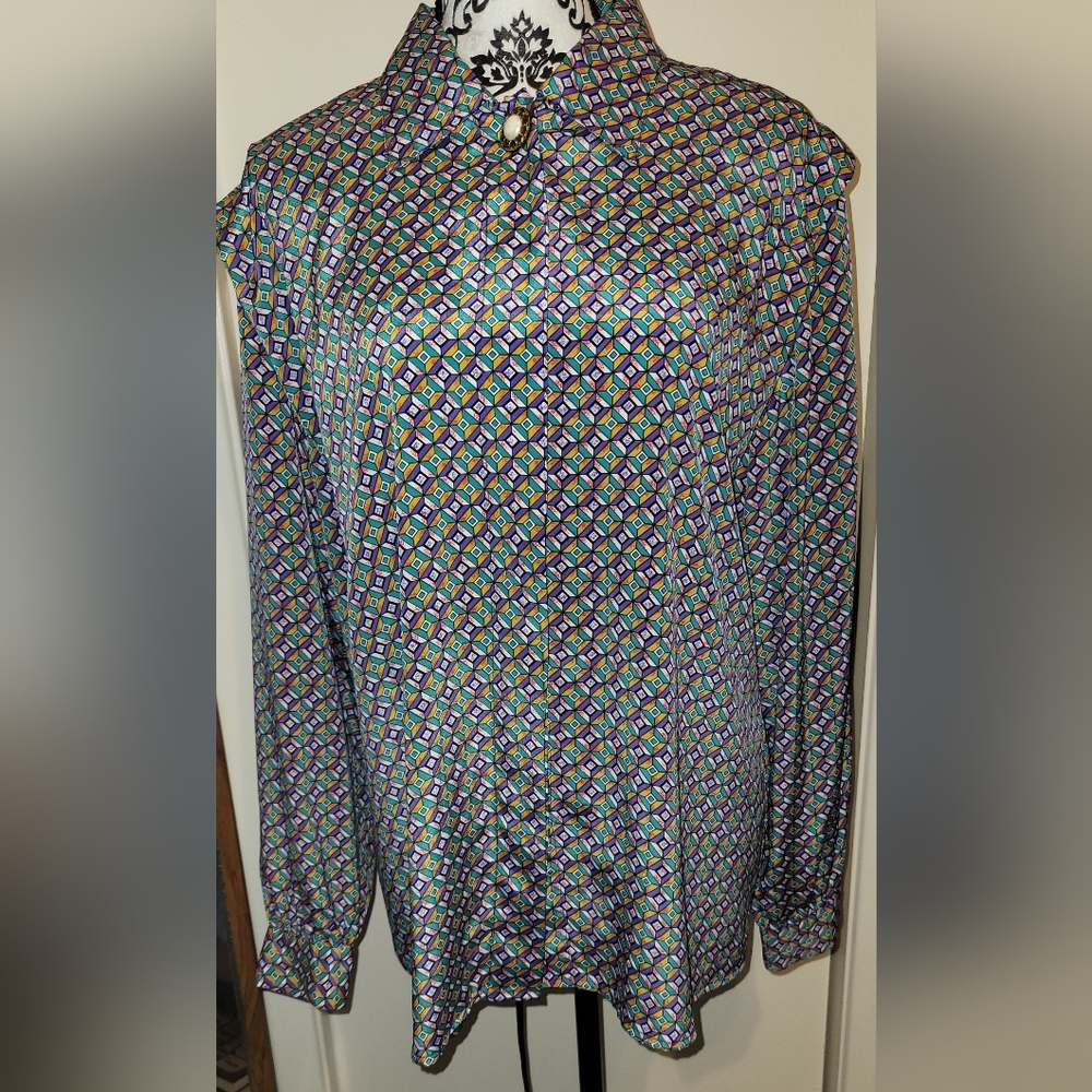 Notations Woman Button-Down Blouse Size 14